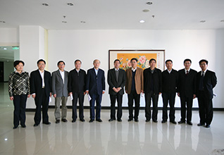 國家質(zhì)檢總局局長王勇、副局長支樹平、紀(jì)檢組長王煒、總工程師張綱在&ldquo;全國質(zhì)量知識競賽&rdquo;復(fù)賽現(xiàn)場親切接見中國質(zhì)量檢驗(yàn)協(xié)會(huì)秘書長張軍、秘書長助理張明