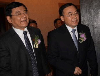 國家質(zhì)檢總局副局長劉平均，河南省副省長徐濟(jì)超進(jìn)入會場